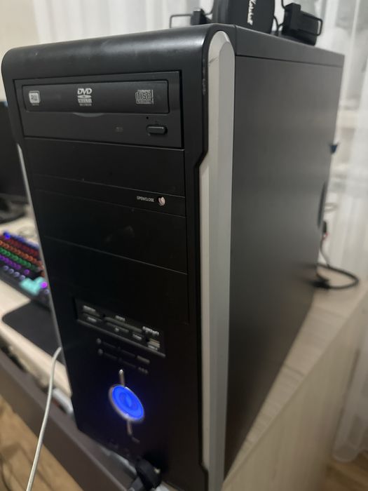 Компьюетер для роботы  обмен продажа