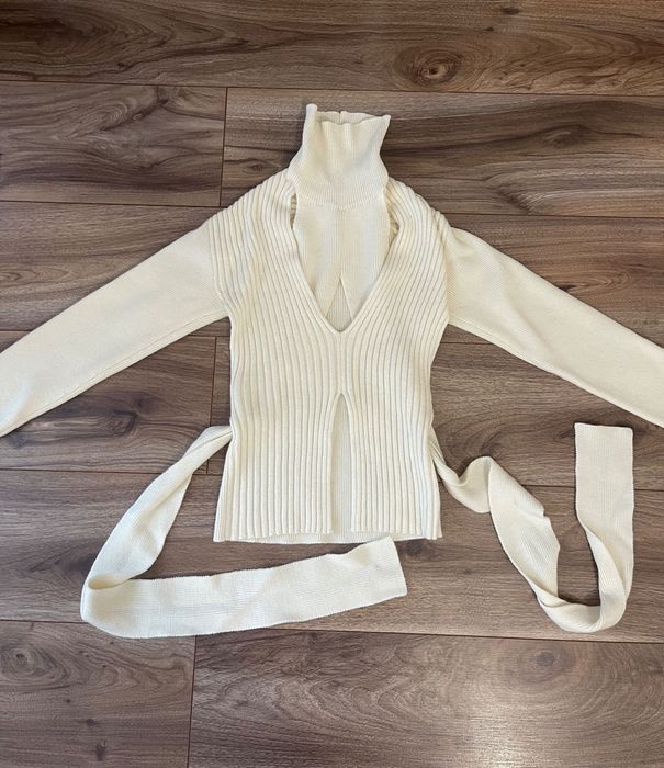 Pulover cu model inedit