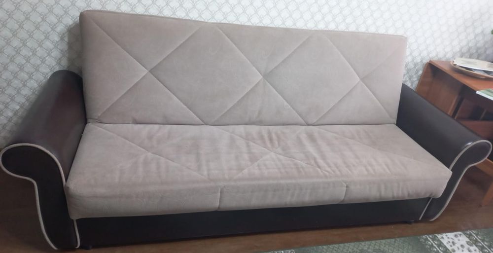 Мягкий уголок продам