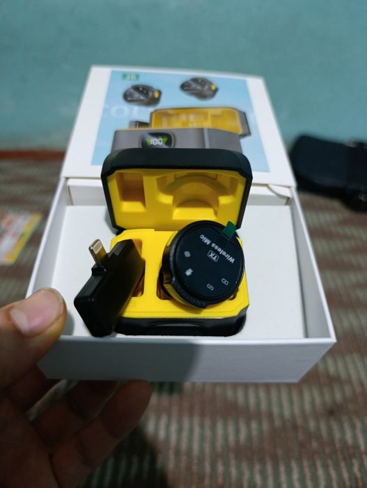 Simsiz petlichka mikrofonlar zaryadlovchi qutisi bilan

Toza va sifatl