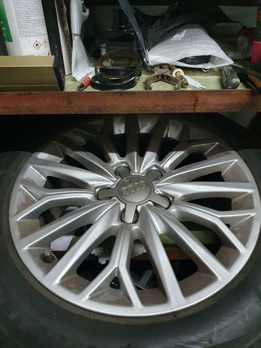 Оригинални джанти с гуми за ауди