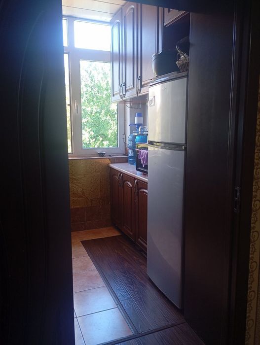 Кибрай сентирида жойлашган шинамгина квартира сотилади