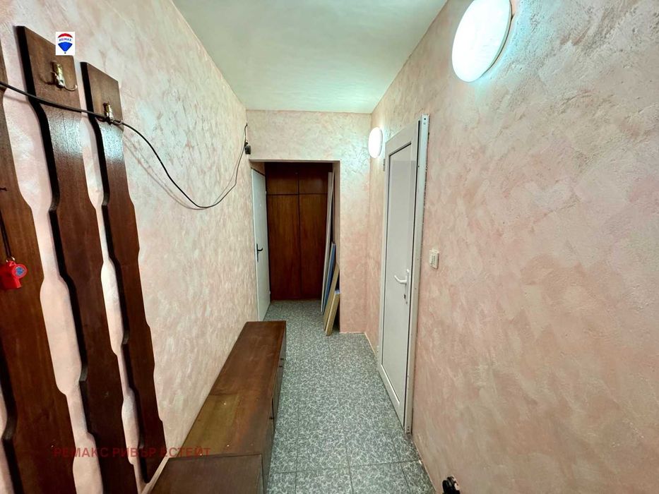 Дава се под наем Едностаен апартамент в Русе, Родина 2 - 42 кв.м за 229.5 € - Снимка #6