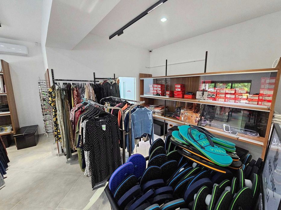 Vând stoc haine multibrand OUTLET – Produse NOI, cu etichetă | Factură | Ideal pentru magazine și revânzare