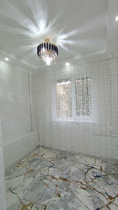 Люкс 2х комнатная квартира переделено 3х ком 2-этаже Вокзал за Саодат