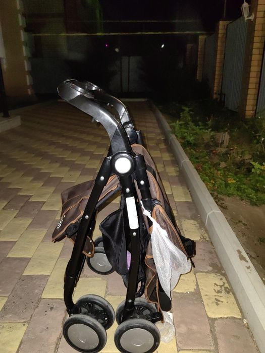 Продам детскую коляску