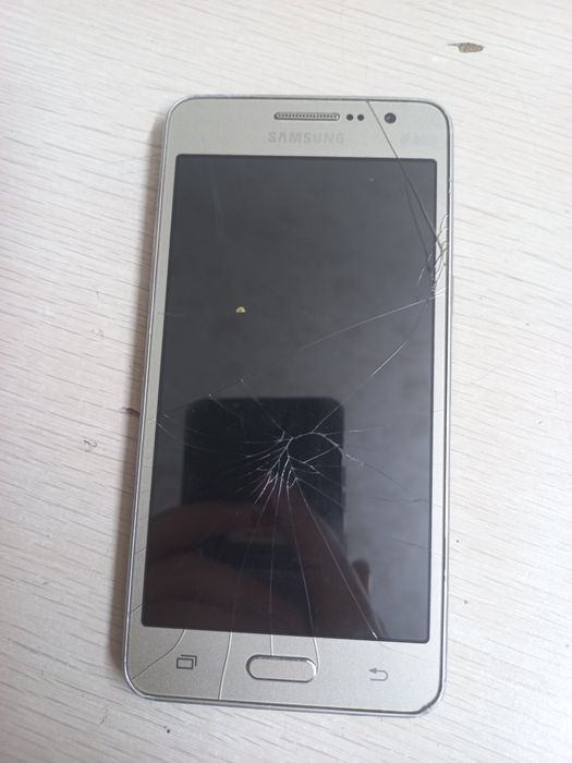 Продам Самсунг .