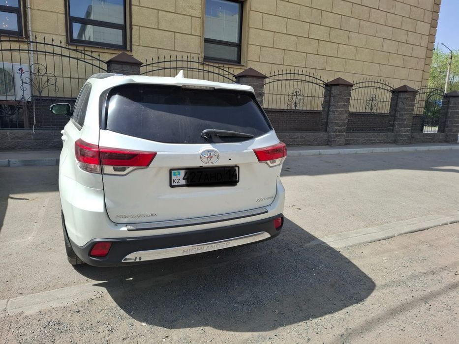 Продам Toyota Highlander