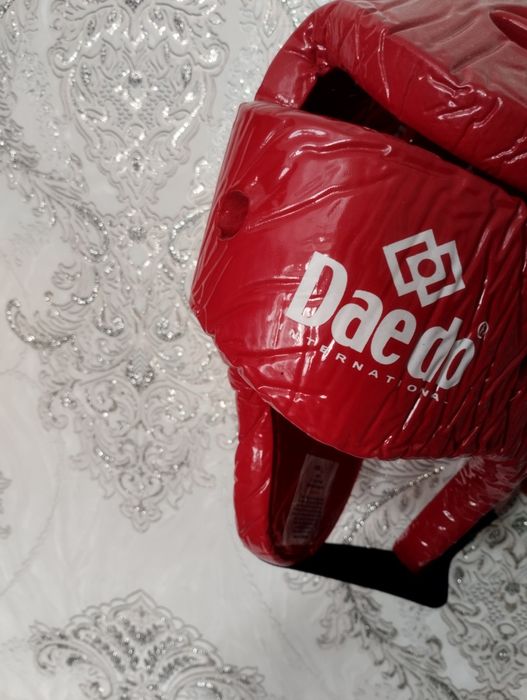 Продается шлем для спорта тэквондо