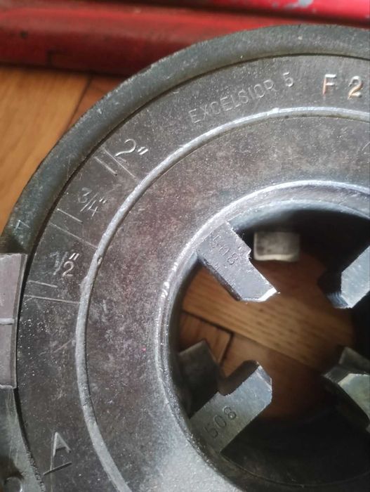 Водопроводен винторез