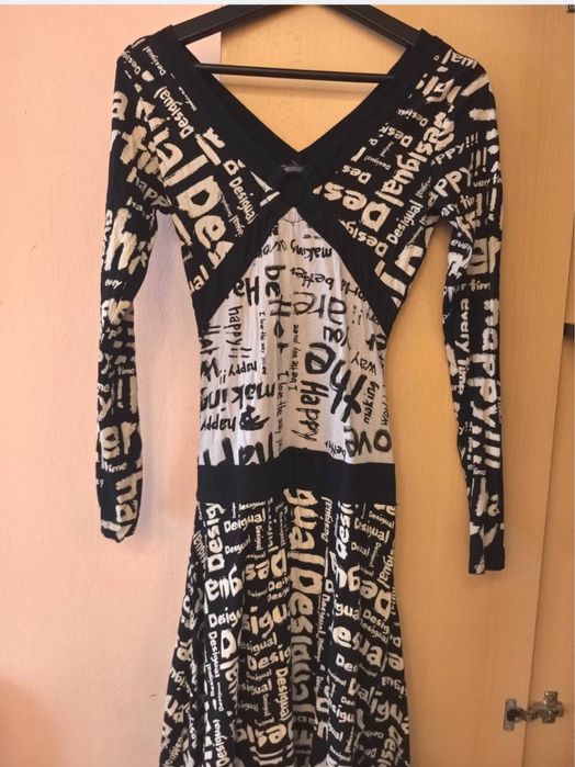 Нова рокля DESIGUAL