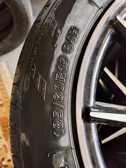 Продам шины радиус 15