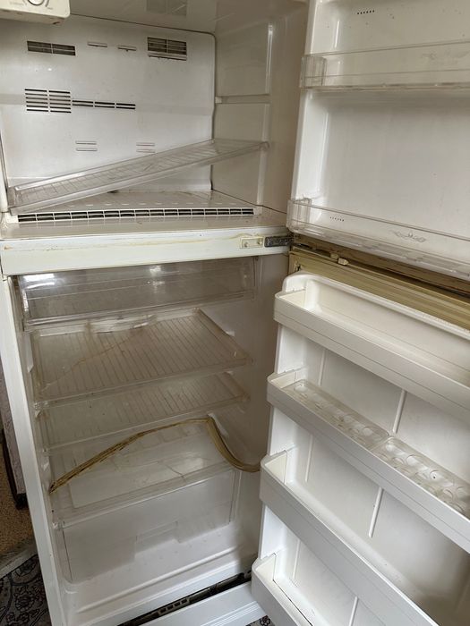 Холодильник Deawoo