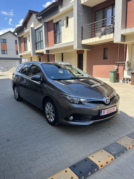 Toyota auris hibrid