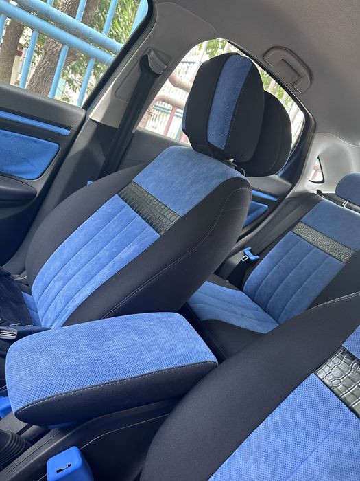 Продается Lada Vesta 1.8