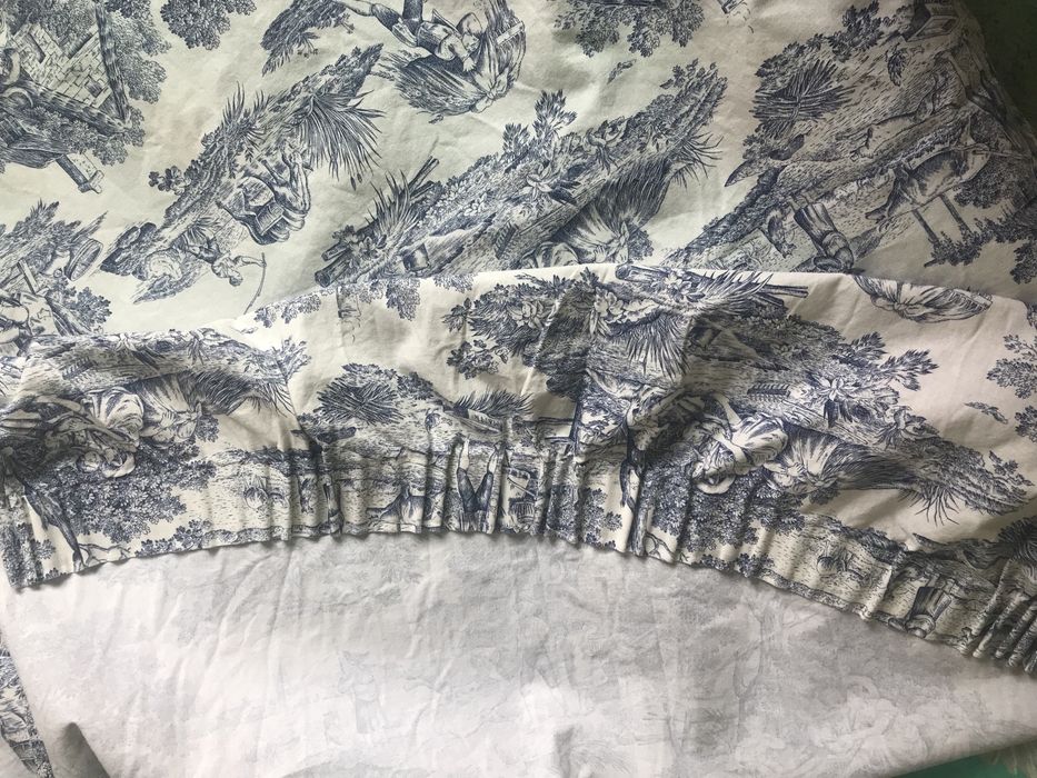 Френско перде Toile de Jouy сцени селски живот бяло синьо 100% памук