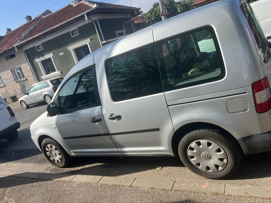 VW Caddy Life 1.6