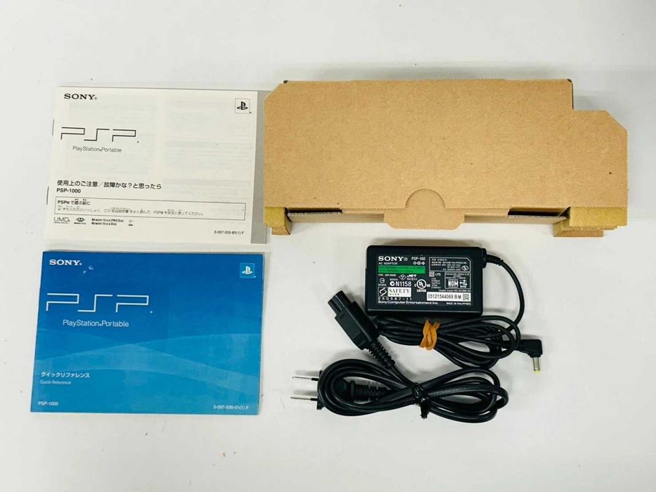Sony PlayStation Portable PSP 1000 употребяван с кутия и книжки