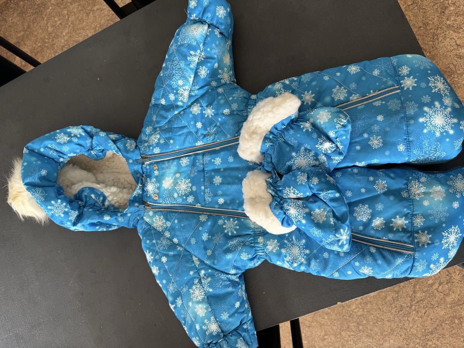 Продам детские вещи