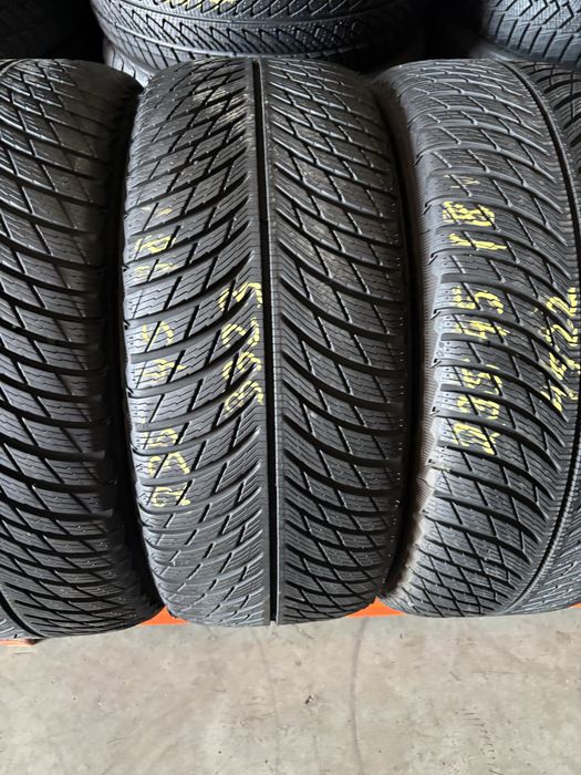 Anvelope Iarna 235/45/18 Michelin Pilot Alpin 5 235 45 18 R18