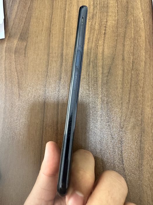 Samsung j6+ 32 talig 750 000