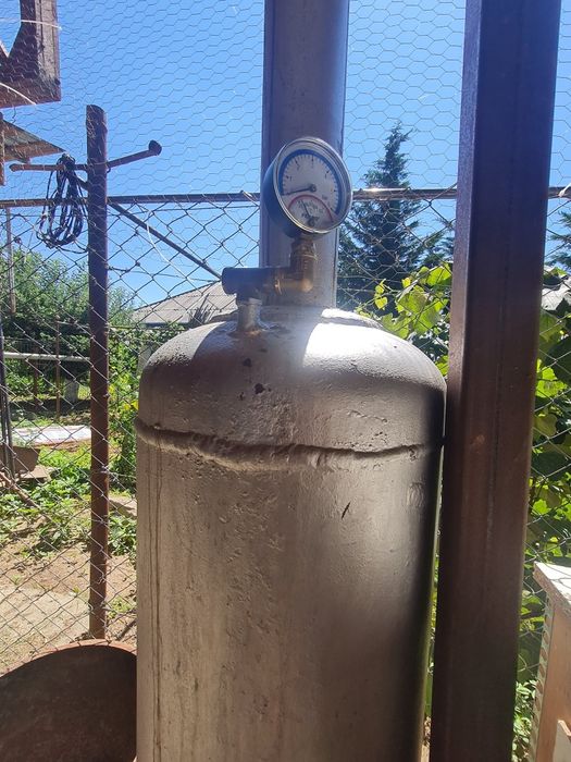 Vând boiler pe lemne!