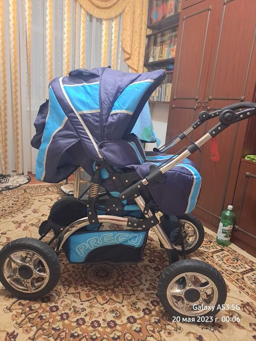 Коляска для ребенка