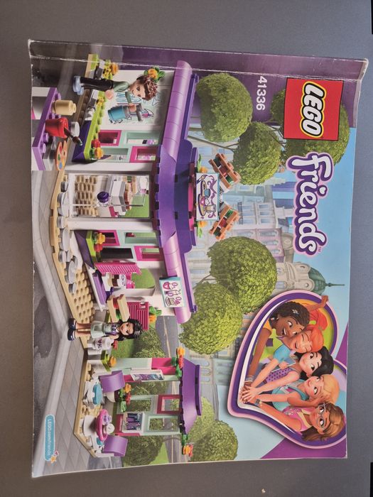 Lego Friends Cafeneau de arta a Emei, 378 piese,  cod 41336