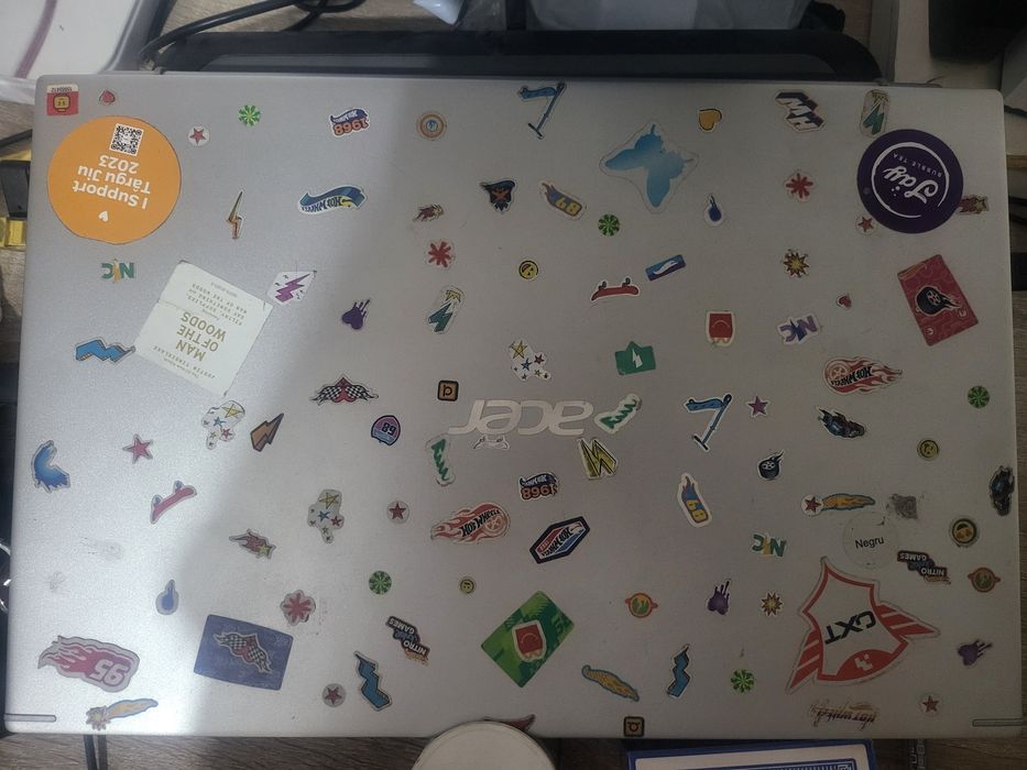 Laptop Acer Aspire-5 A515