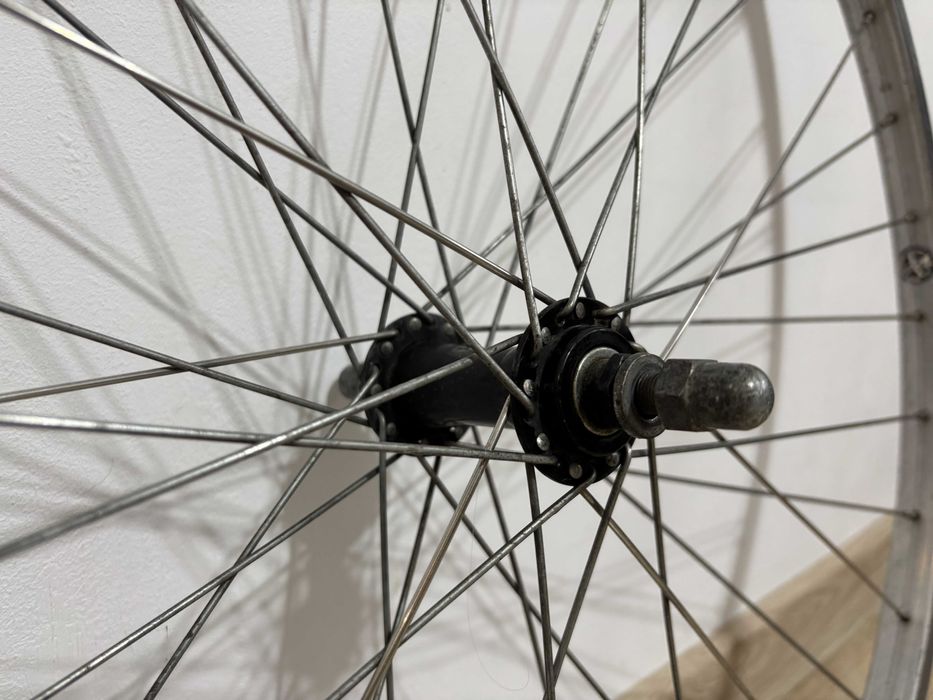 Roata fata 28 inch bicicleta de oras city bike trekking Kenda 32 mm