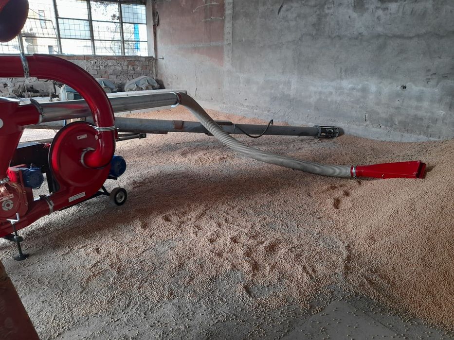 Пневматични транспортьори за зърно (Пневматични зърнотоварачи)