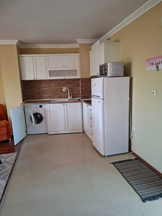 Дава се под наем Двустаен апартамент в Несебър - 65 кв.м за 498.27 € - Снимка #2