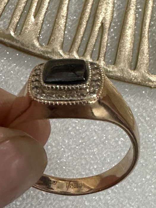 Перстень муж . Золото 585 пробы