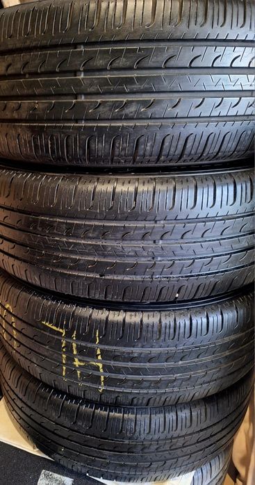 Продавам 4бр оригинални 19-ки джанти с летни гуми за Нисан X-Trail, Qashqai, Dacia, Renault