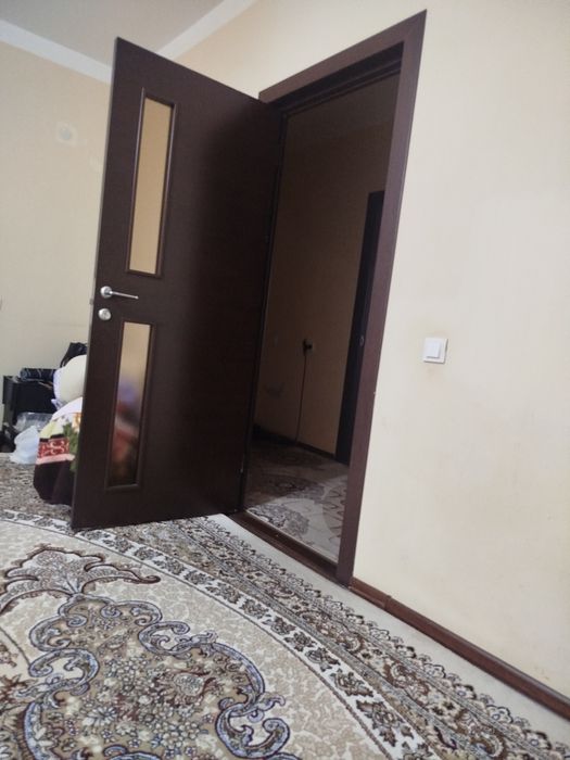 Продаётся двери меж ком