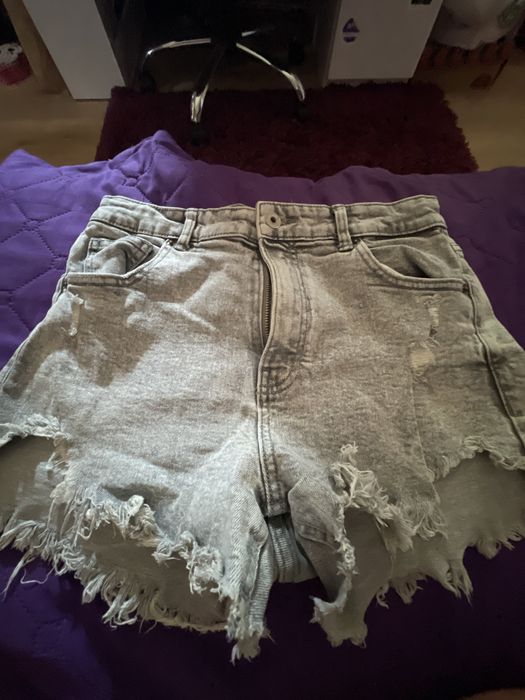 Къси дънкови сиви панталони