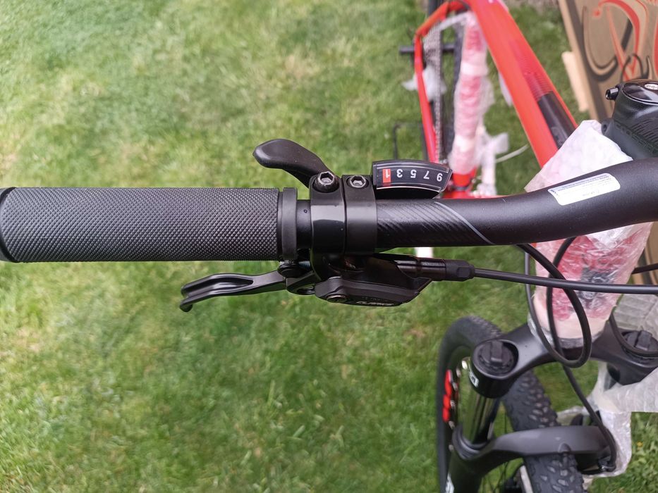 НОВ Велосипед 29" Cross GRX 8 Хидравлични Спирачки Рзамери L и XL