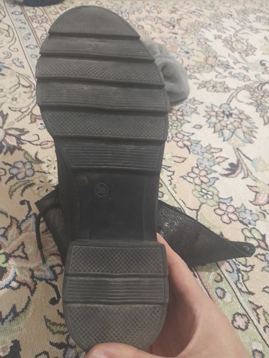 Женский етик размер 38.