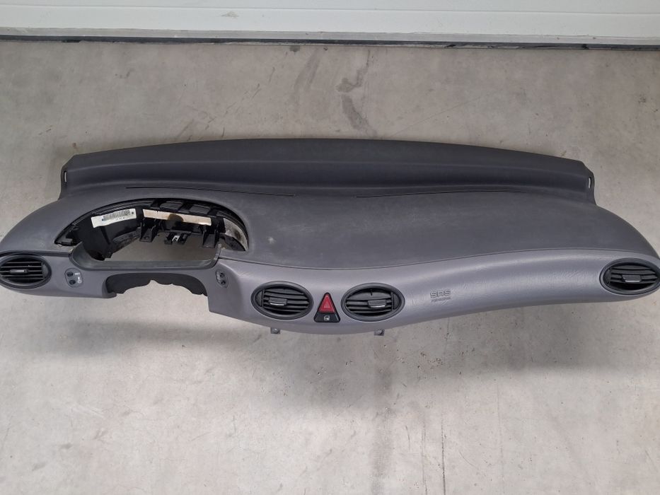 Арматурно табло Mercedes A-клас W168