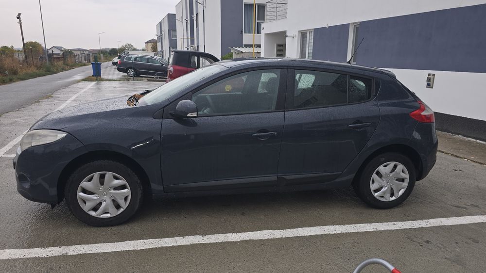 Vând Renault Megane, gaz, 1.6
