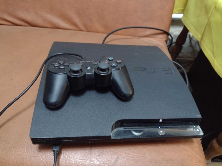 PS3 cu accesorii si joc GTA5