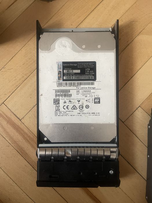 hard server lenovo sas nas 12tb 7.2k rpm