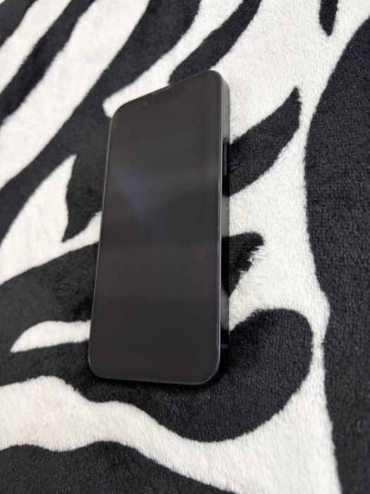 Vând Iphone 13 mini