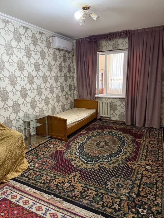 Ijaraga kvartira sheriklikga 3 ta  qiz olinadi
