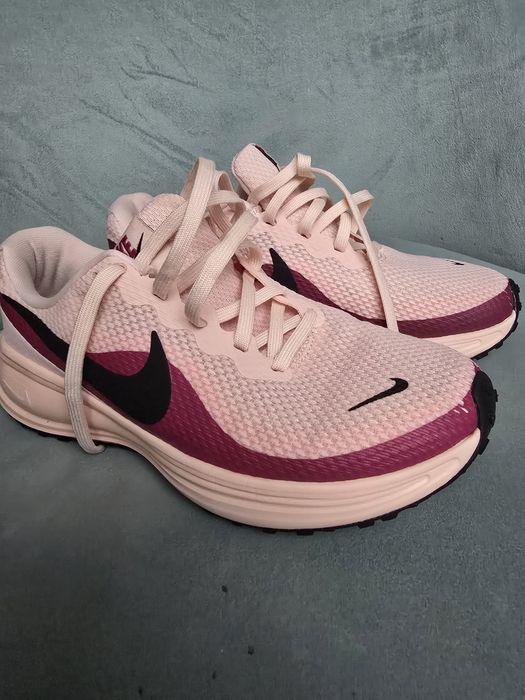 Adidasi ADIDAS mar 36,5 si 37,5