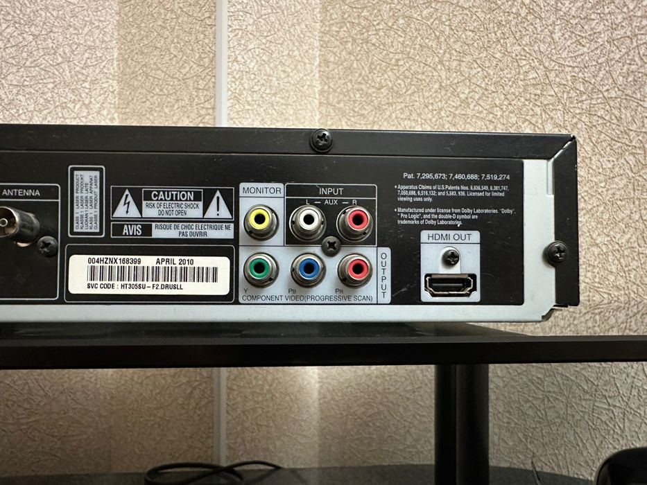 Продаётся Музыкальный центр