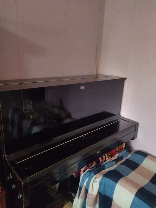 Пианино продается