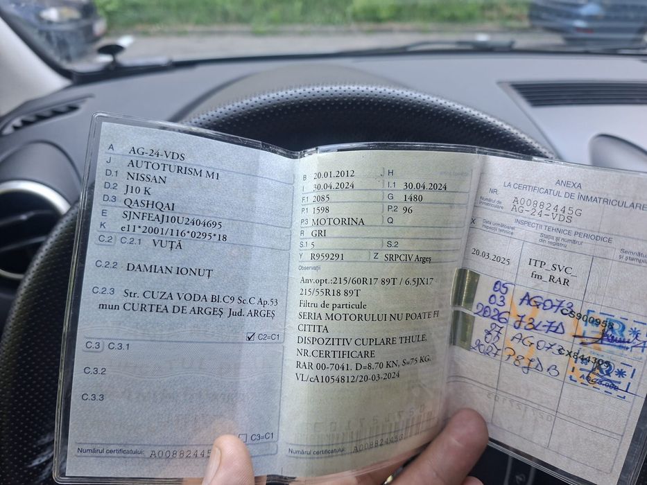 Masină Nissan Qashqai j10