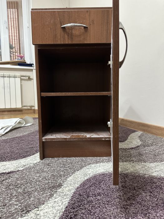 Тумбочка сатылады