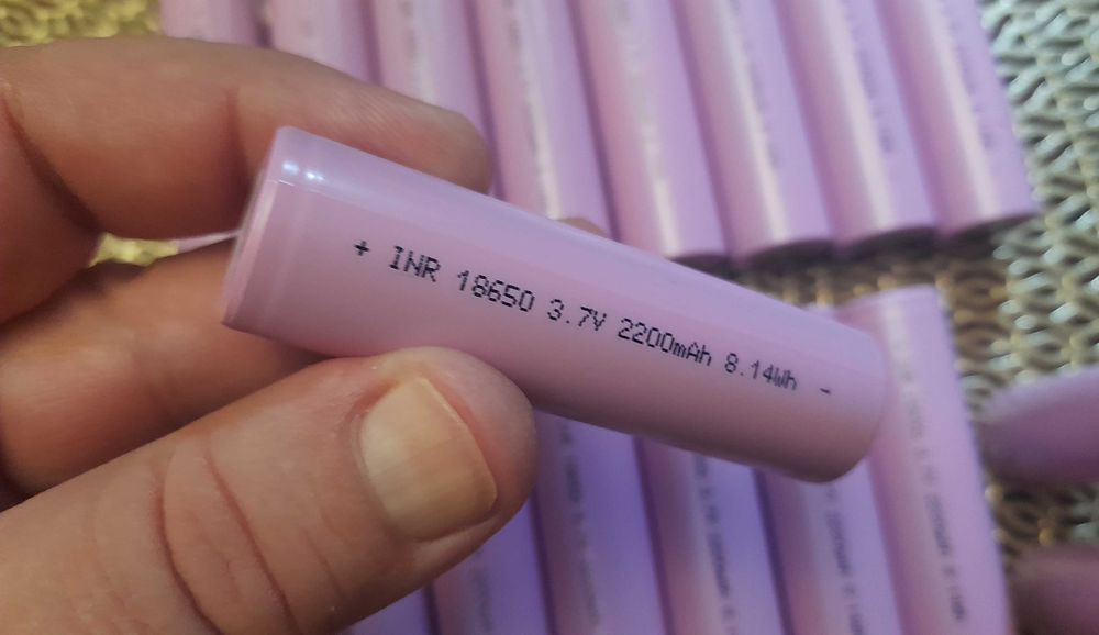 Acumulatori noi 18650 celule filetante scule electrice trotinete etc